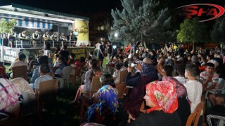 Haliliye’de yaz konserleri ile vatandaşlar eğlenceye doyuyor