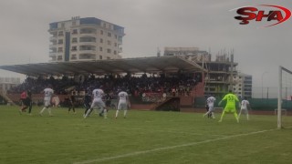 Karaköprü Belediyespor üstünlüğü koruyamadı