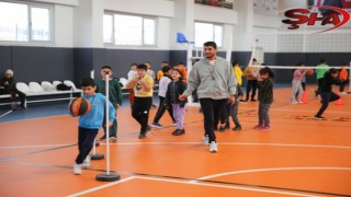 Karaköprü’de çocuklar spor kurslarında yeteneklerini keşfediyor