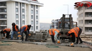 Başkan Baydilli İle Karaköprü’de yol seferberliği sürüyor