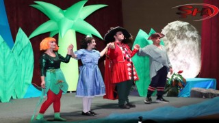 Karaköprü’de ‘Peter Pan Hayal Dünyası’ çocuk oyunu sahnelendi