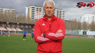 Karaköprü’de şampiyon hoca ile yollar ayrıldı