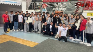 Şanlıurfa bilek güreşinde Türkiye’ye gücünü gösterdi