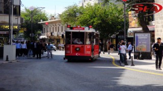 Şanlıurfa'da Divanyolu Yayalaştırma Projesi ile tarihi bölge canlanıyor