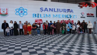 Engelli bireyler bilim merkezinde buluştu