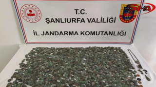 Şanlıurfa’da operasyonda yüzlerce adet gümüş ve bronz sikke ele geçirildi