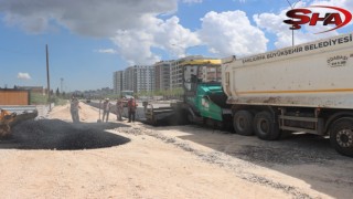 Büyükşehir, Buluntu Hoca Bulvarı’nda asfalt atağını sürdürüyor