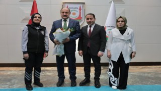 Başkan Gülpınar, Büyükşehir personeliyle bayramlaştı