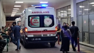 Şanlıurfa’da otomobil takla attı: 3 yaralı