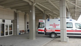 Eyyübiye’de intihar girişimi: 53 yaşındaki adam hastaneye kaldırıldı