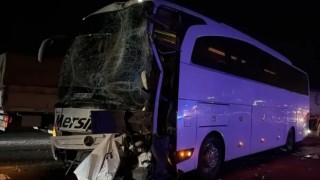Şanlıurfa'da iki yolcu otobüsü çarpıştı: 13 yaralı