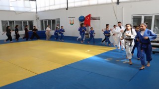 Şanlıurfalı kız çocuklarından judo sporuna yoğun ilgi