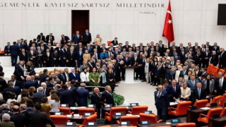 Terörsüz Türkiye yasası rekor oyla kabul edildi