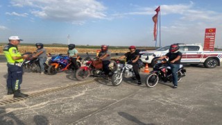 Şanlıurfa’da trafik jandarmasından motosiklet denetimi