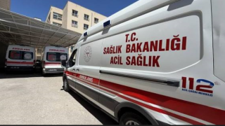 Şanlıurfa-Adıyaman yolunda otomobil takla attı: Yaralılar var